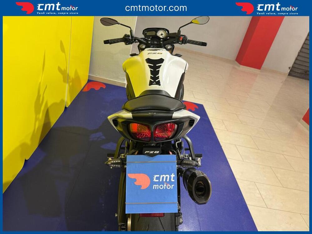 Yamaha FZ8 (2010 - 12) (6)