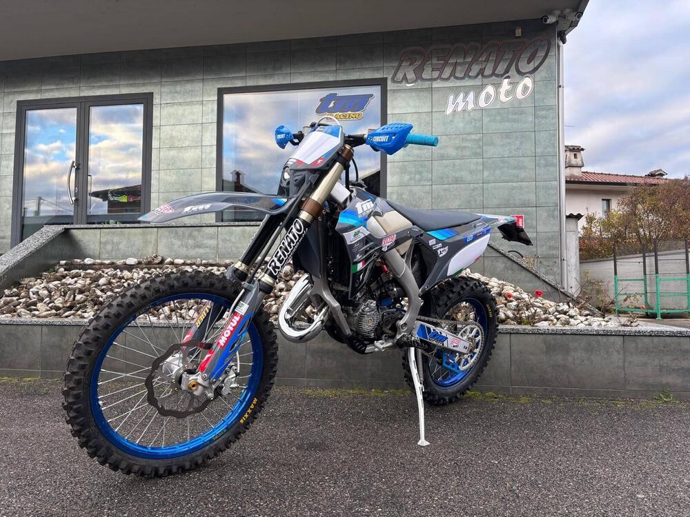 Tm Moto EN 125 ES Fi 2T (2025) (2)