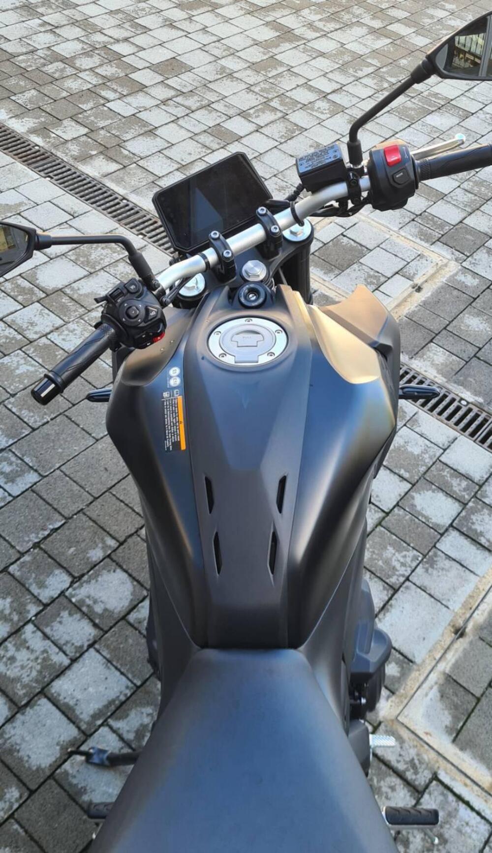 Yamaha MT-07 Y-AMT (2025) (4)