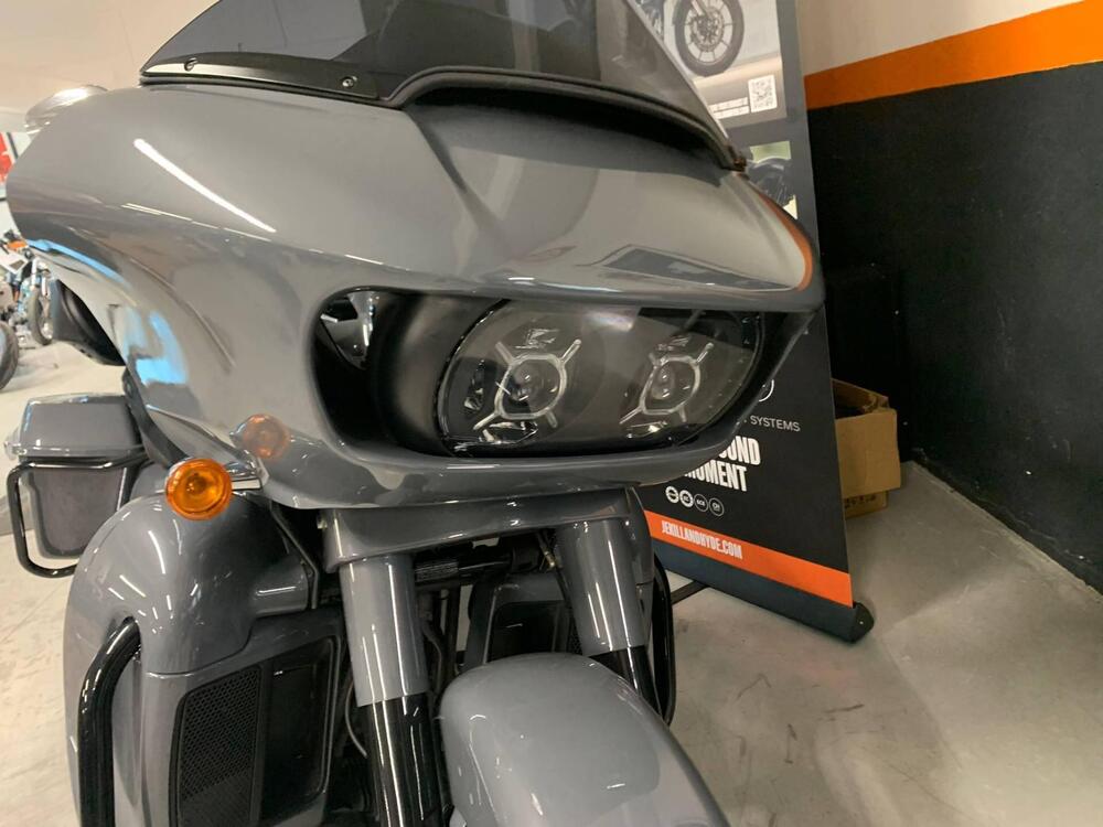 Harley-Davidson 1690 Road Glide Ultra (2015 - 16) - FLRTU (3)
