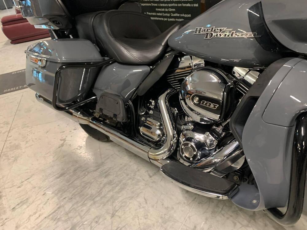 Harley-Davidson 1690 Road Glide Ultra (2015 - 16) - FLRTU (6)