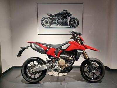 Ducati Hypermotard 698 Mono (2024 - 25) usata