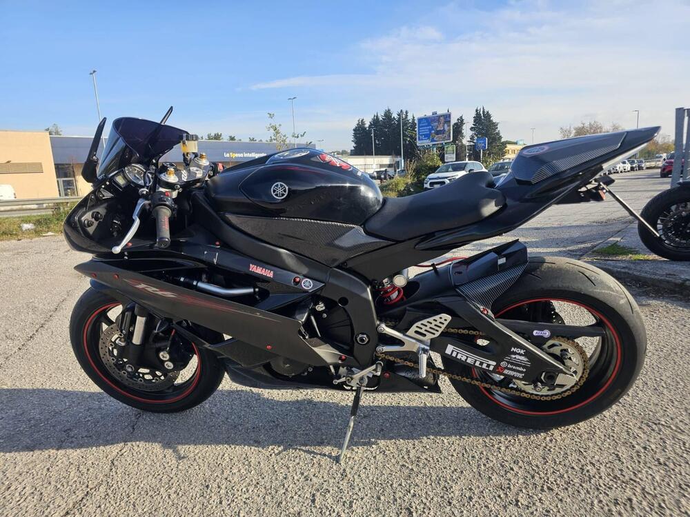 Yamaha YZF R6 (2006 - 07) (3)