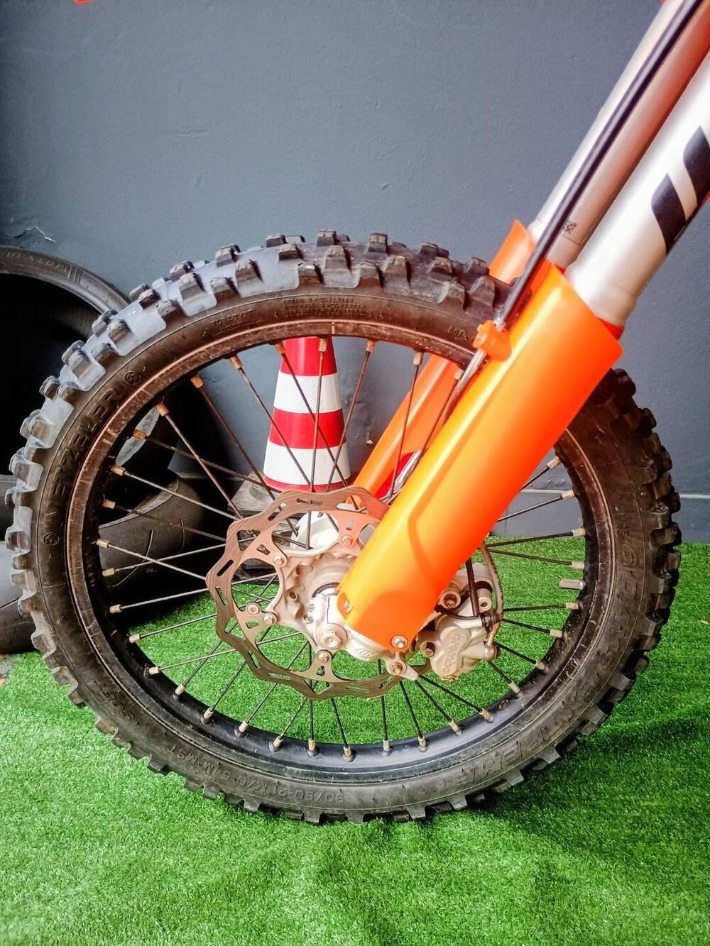 KTM 250 EXC-F (2024) (10)