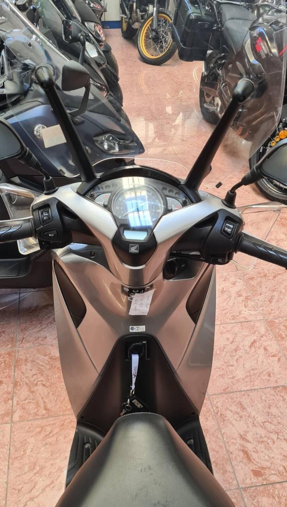 Honda SH 150 i (2017 - 19) (2)