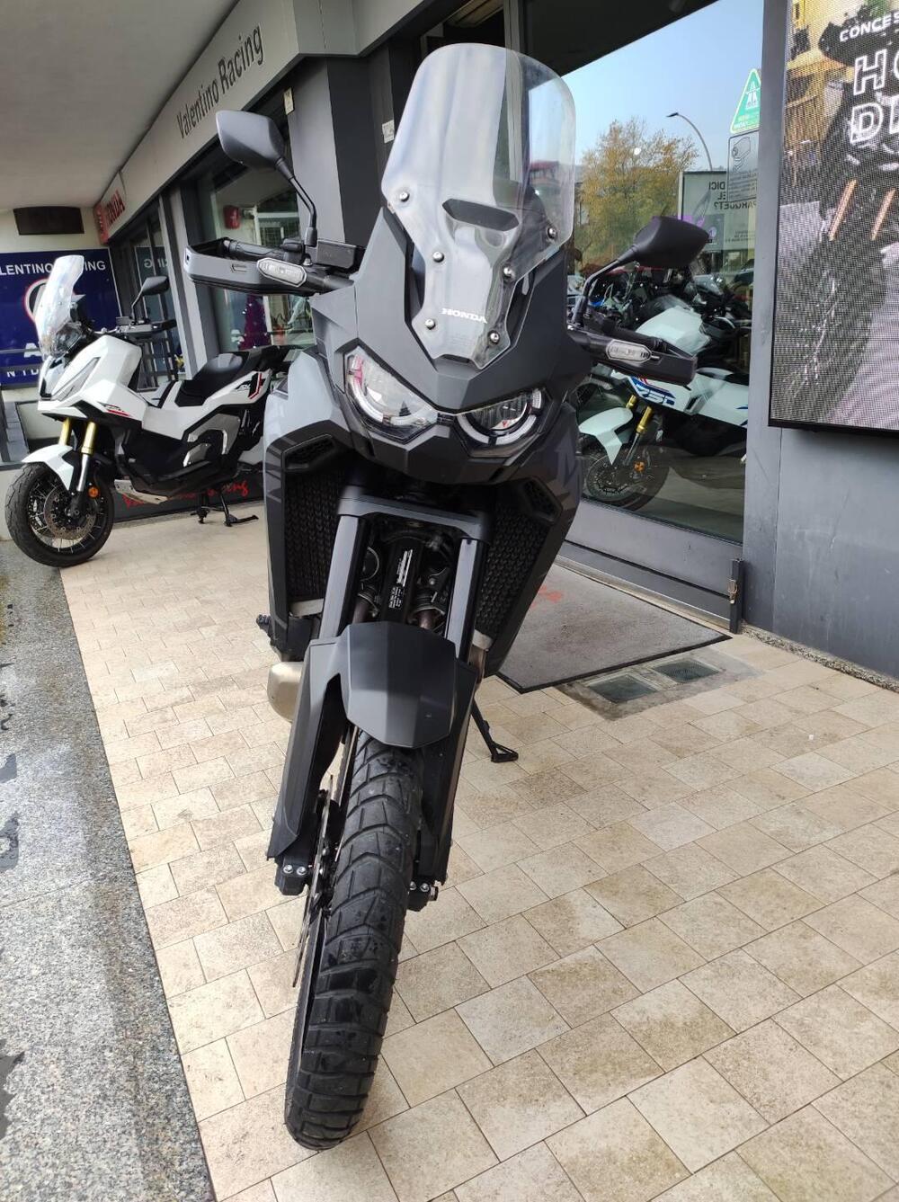 Honda Africa Twin CRF 1100L DCT (2022 - 23) (4)