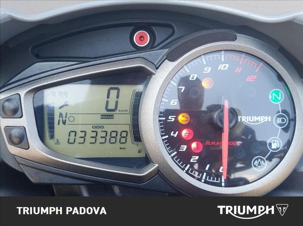 Triumph Speed Triple 1050 R ABS (2016 - 17) (13)