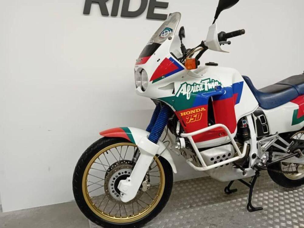 Honda Africa Twin NXR 750 (1990 - 91) (4)