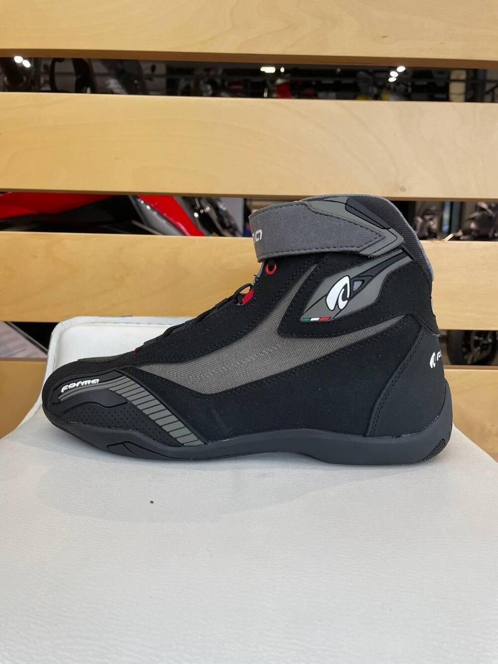 SCARPE TECNICHE GENESIS Forma (2)