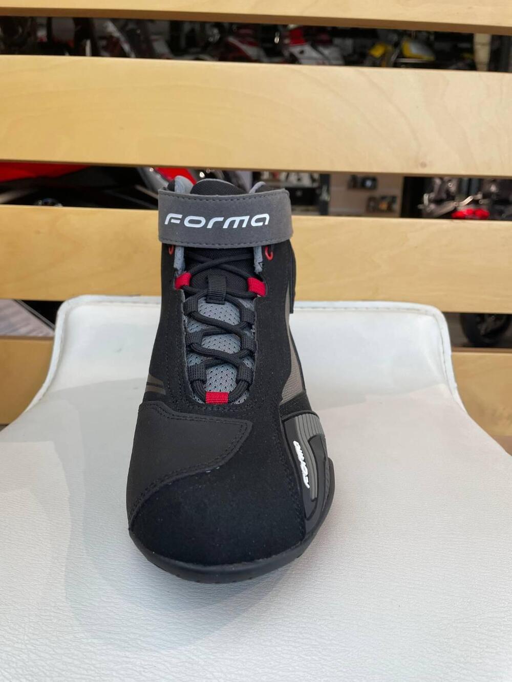 SCARPE TECNICHE GENESIS Forma (3)