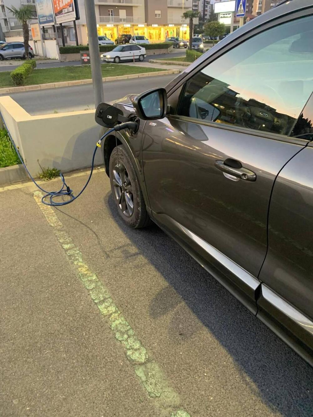 Ford Kuga usata a Ragusa (6)