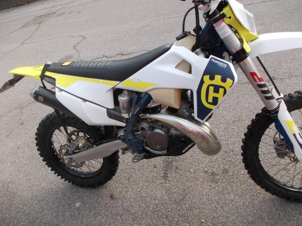 Husqvarna TE 300i (2023) (4)