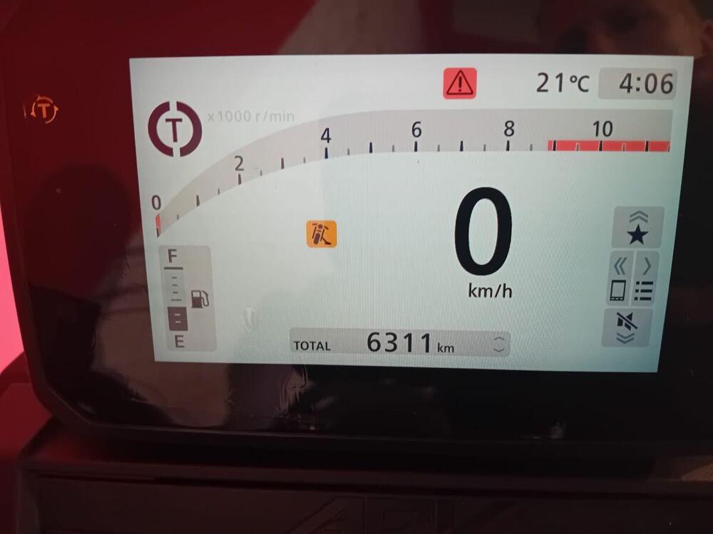 Honda ADV 350 (2025) (4)