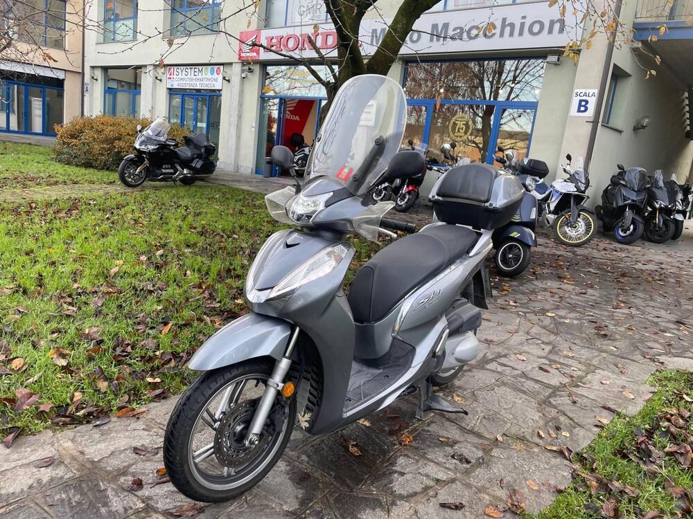 Honda SH 300 i ABS (2016 - 20) (2)