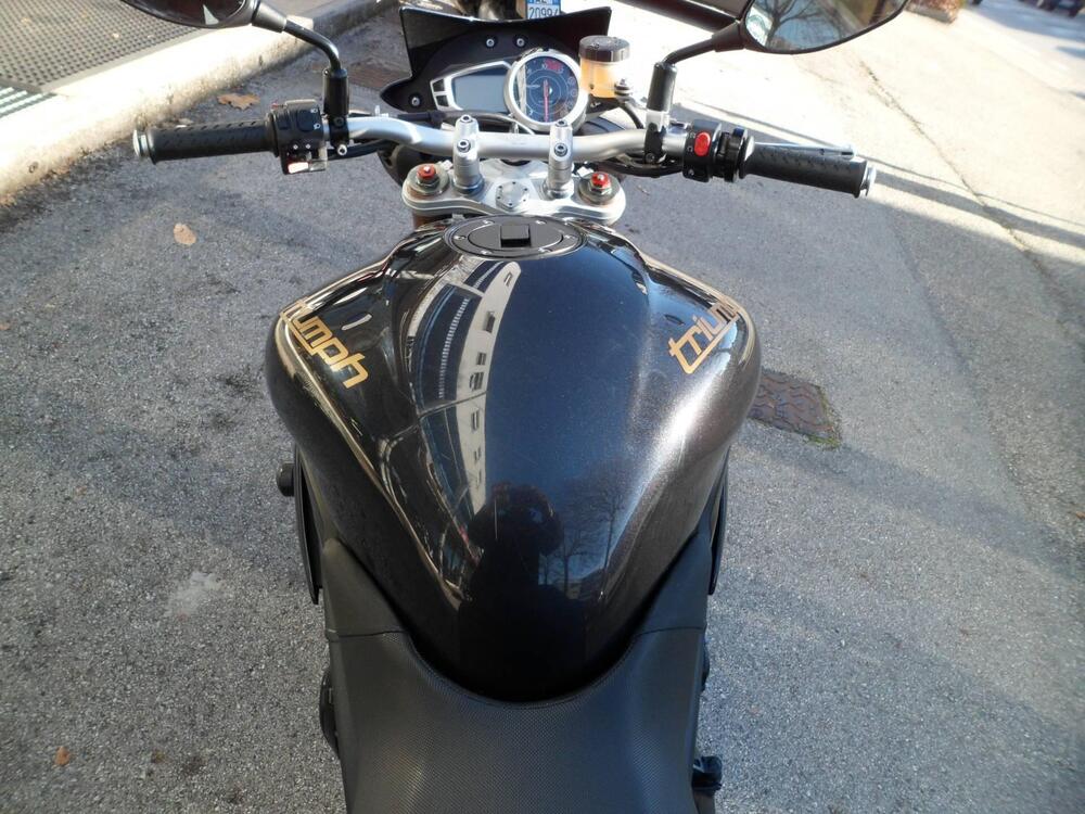 Triumph Speed Triple 1050 (2011 - 13) (7)