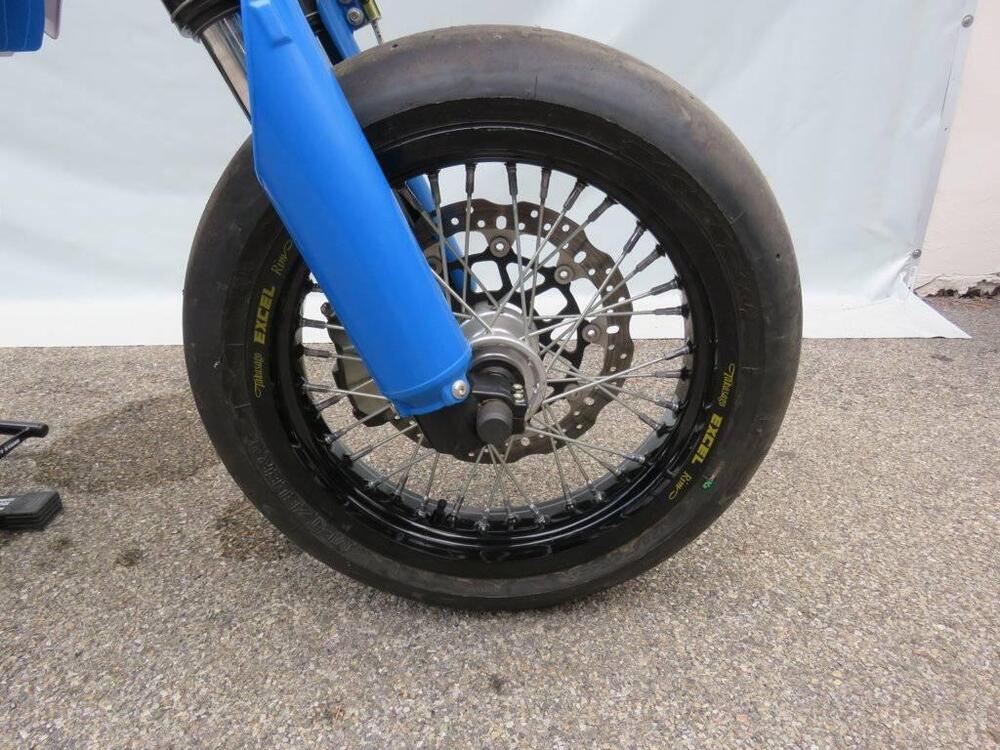 Tm Moto SMM 450 Fi ES (2016) (8)