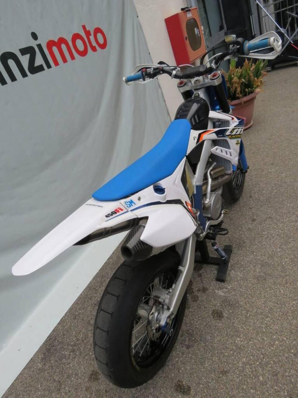 Tm Moto SMM 450 Fi ES (2016) (10)
