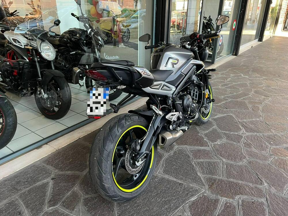 Triumph Street Triple 765 R (2023 - 25) (3)