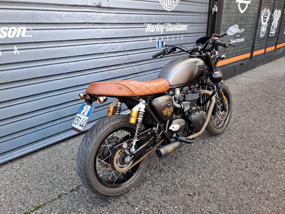 Triumph Bonneville T120 Black Stealth Edition (2024) (3)