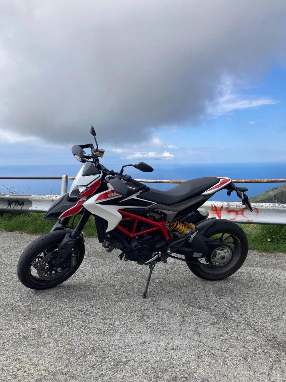 Ducati Hypermotard 821 SP (2013 - 15)