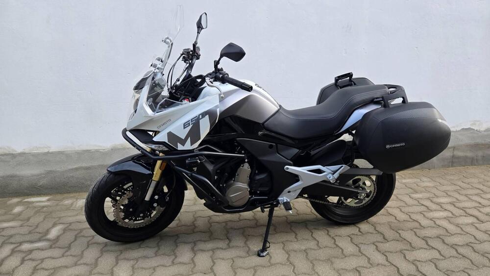 CFMOTO 650MT (2021 - 24) (4)