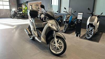 Peugeot Geopolis 400 usata