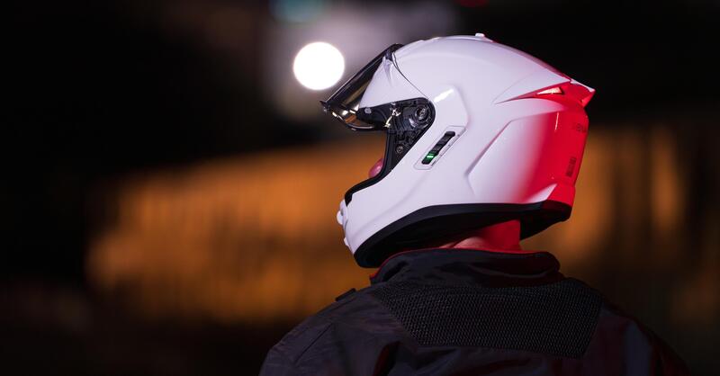 Rumore sotto il casco: la risposta di SENA arriva con l&rsquo;ANC dedicata ai motociclisti