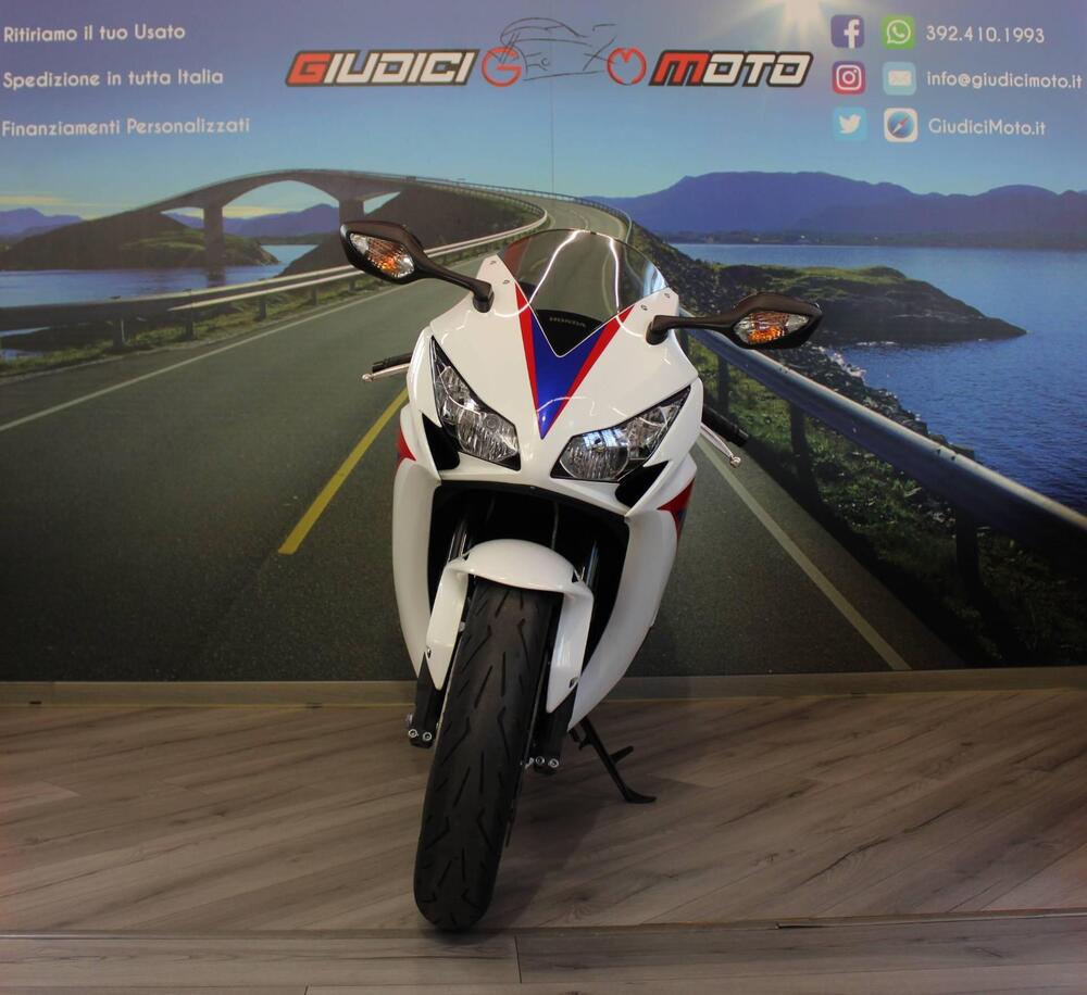 Honda CBR 1000 RR Fireblade (2012 - 16) (2)