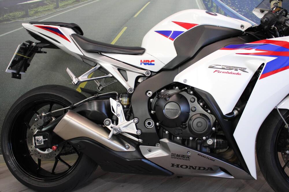 Honda CBR 1000 RR Fireblade (2012 - 16) (14)