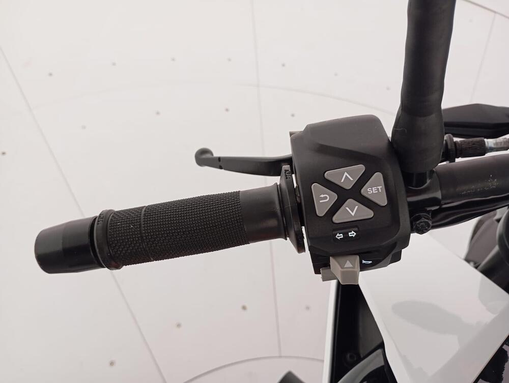 KTM 390 Duke (2021 - 23) (9)