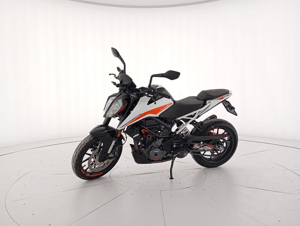 KTM 390 Duke (2021 - 23) (2)