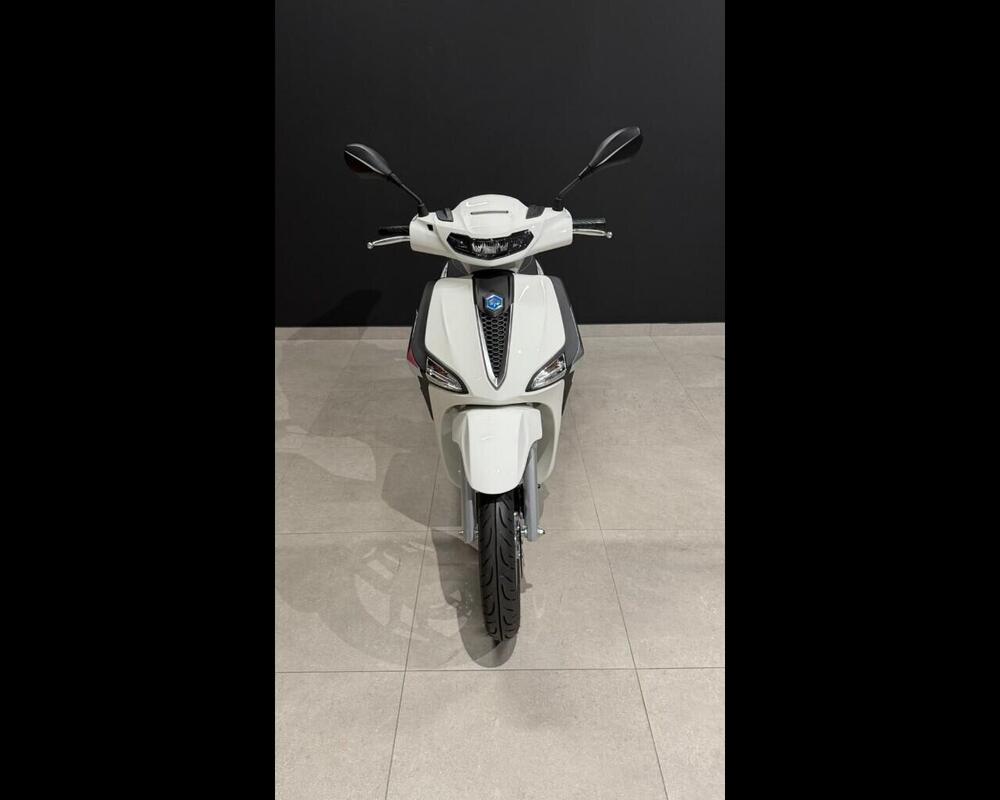 Piaggio 1 Active (2022 - 25)
