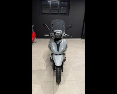 Piaggio 1 Active (2022 - 25) usata