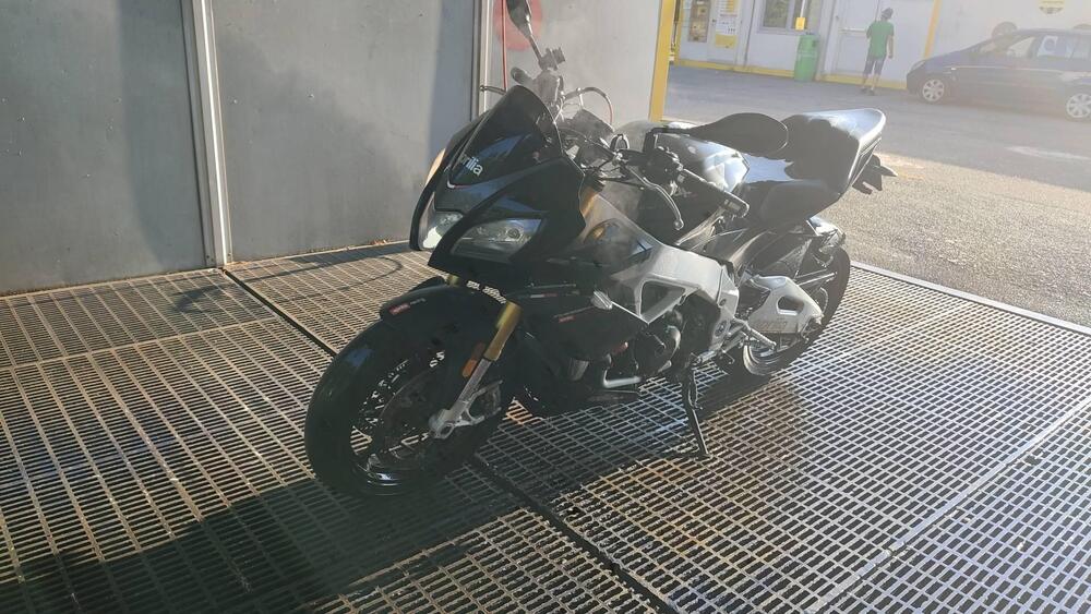 Aprilia Tuono V4 RR (2019 - 20) (4)