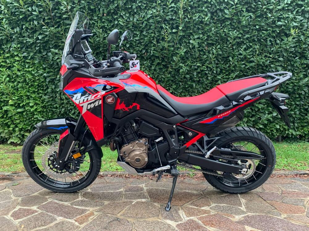 Honda Africa Twin CRF 1100L ES (2024 - 25) (2)