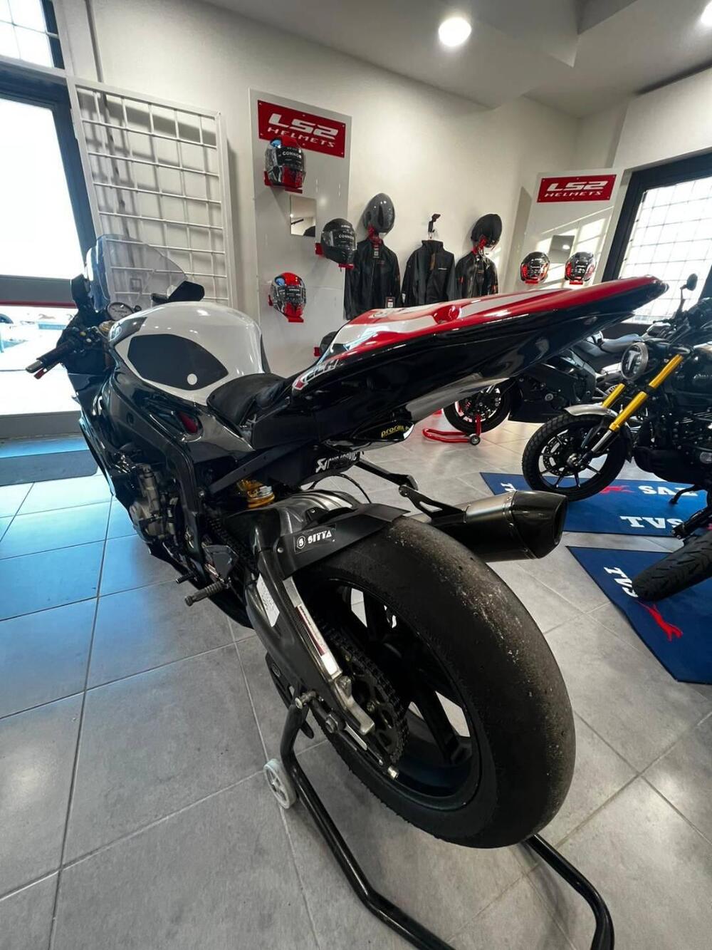 Bmw HP4 (2013 - 14) (7)