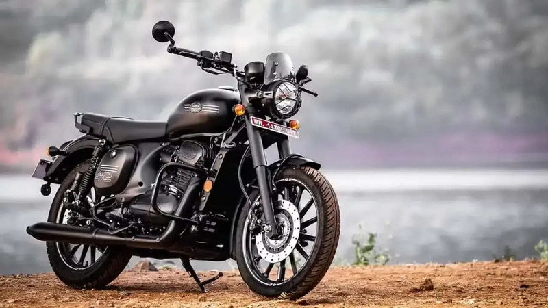 Il ritorno di Jawa in Francia: due modelli retr&ograve; per riconquistare l&rsquo;Europa