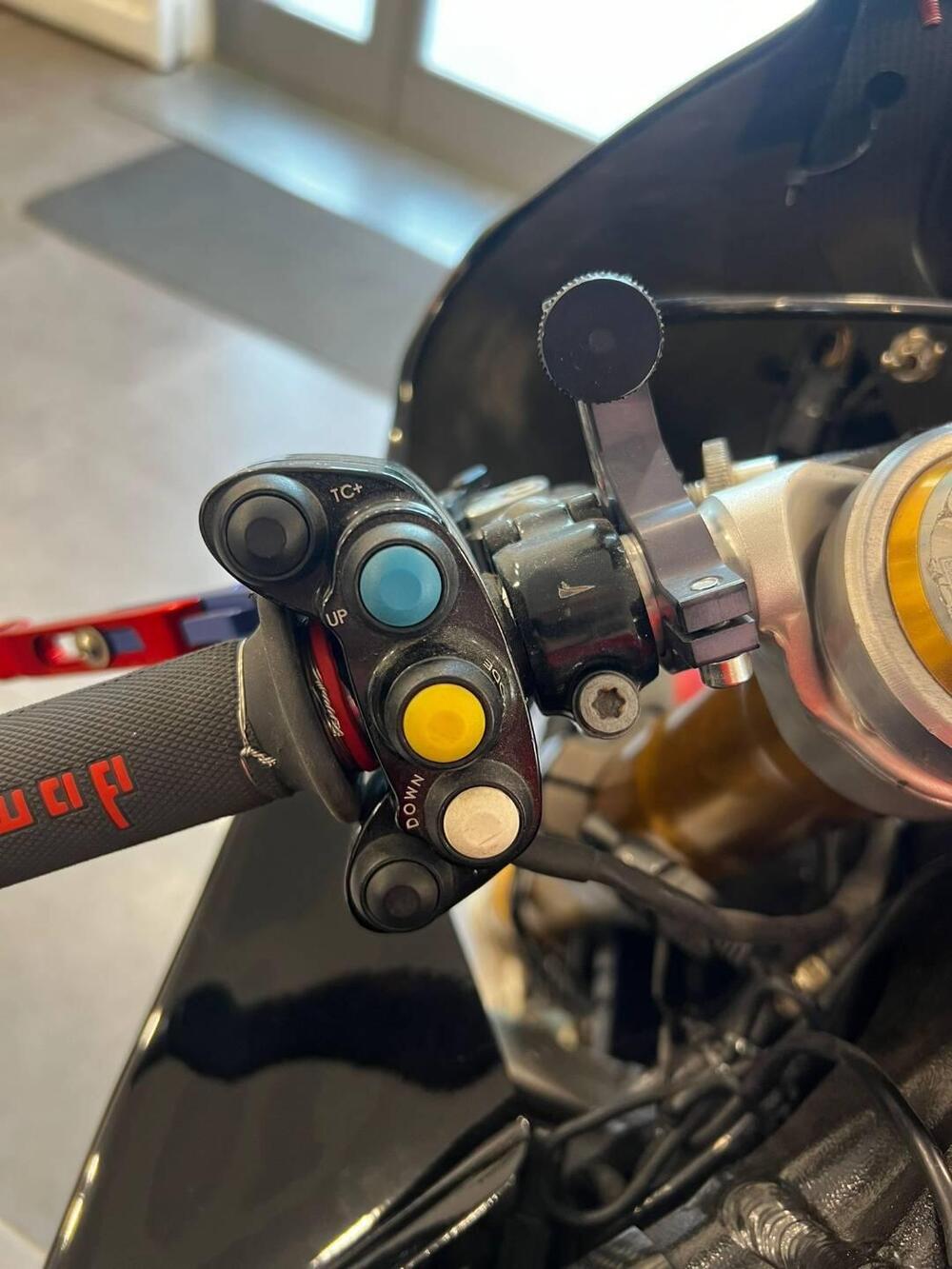 Bmw HP4 (2013 - 14) (16)