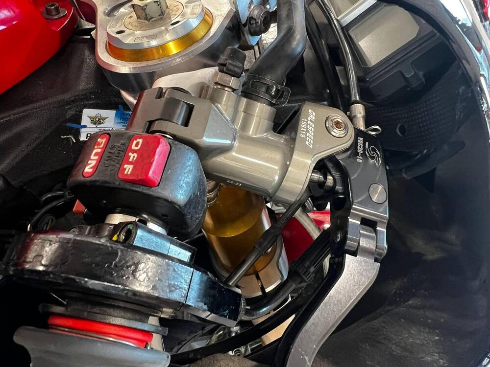 Bmw HP4 (2013 - 14) (18)