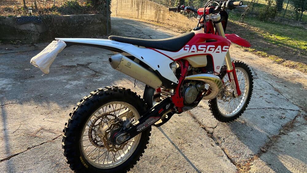 GASGAS EC 300 (2022) (3)