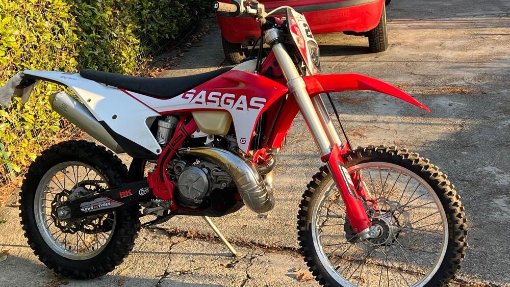 GASGAS EC 300 (2022) (6)