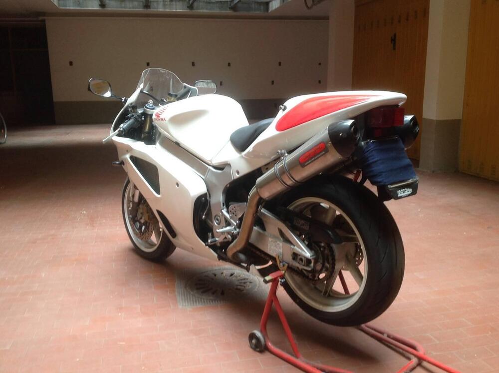 Honda VTR 1000 SP-1 (2000 - 01) (5)