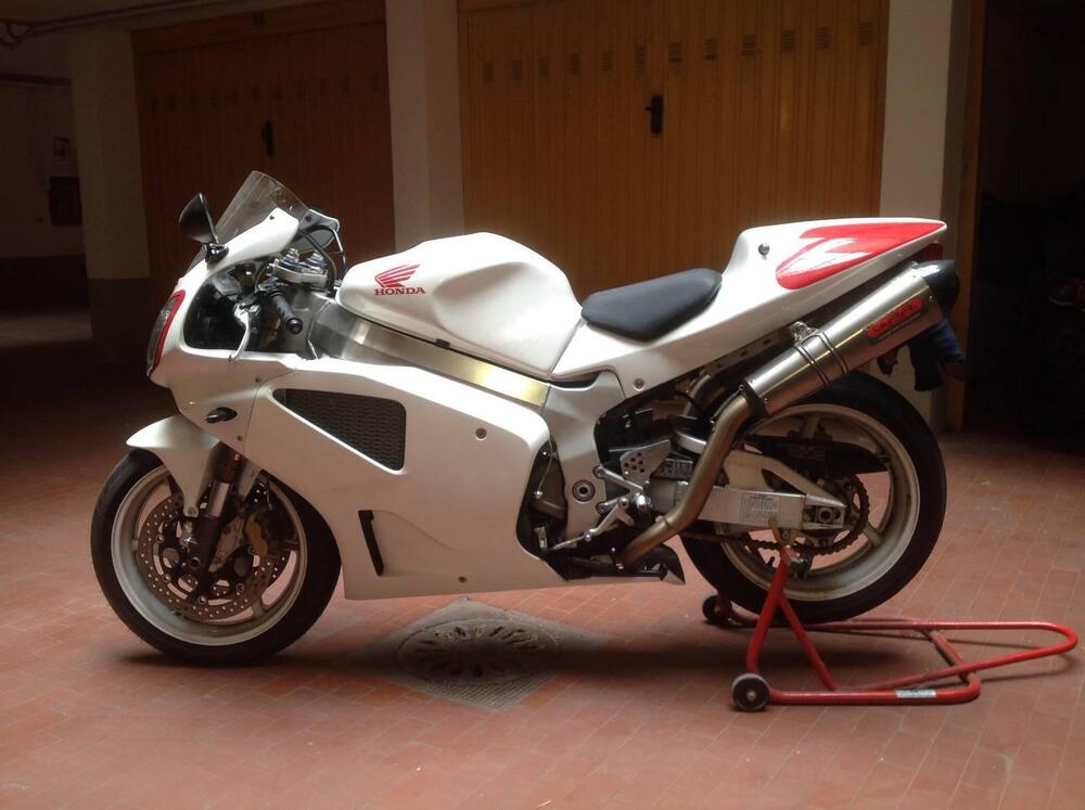 Honda VTR 1000 SP-1 (2000 - 01)