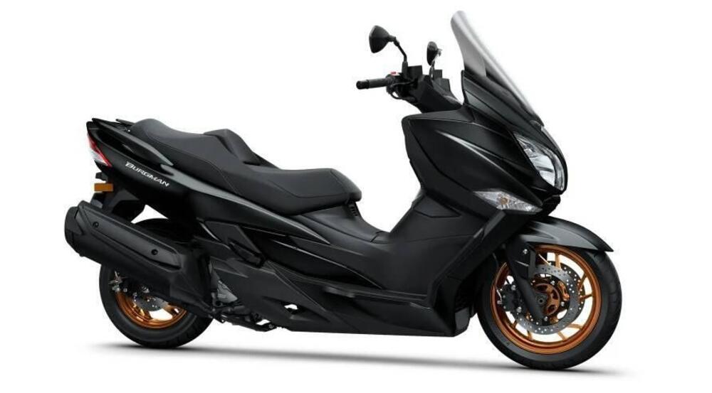 Suzuki Burgman 400 (2025)