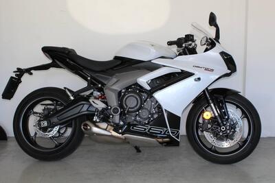 Triumph Daytona 660 (2024 - 25) usata