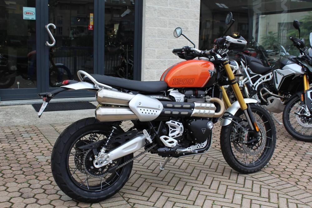 Triumph Scrambler 1200 XE (2024 - 25) (2)