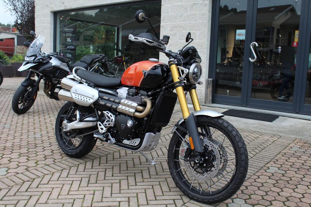 Triumph Scrambler 1200 XE (2024 - 25) (3)