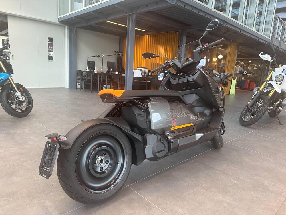 Bmw CE 04 (2021 - 25) (3)