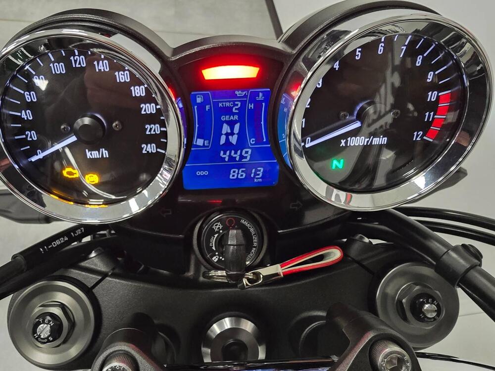 Kawasaki Z 900 RS (2022 - 25) (5)