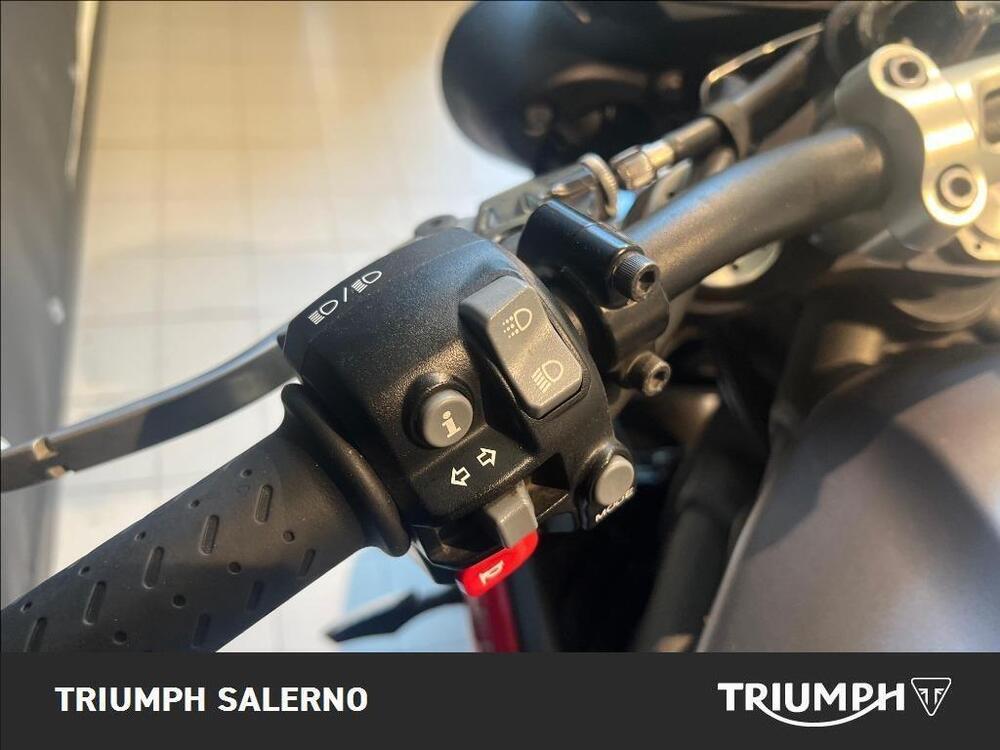 Triumph Speed Triple 1050 R ABS (2016 - 17) (7)